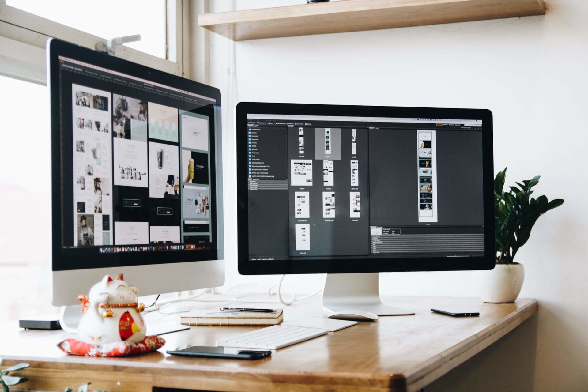 displays on desk